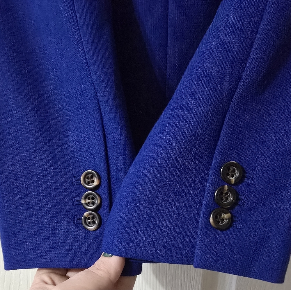 Cropped Boxy Blue Blazer by Ann Taylor, Relaxed Fit, Fully Lined, Size 6, EUC! - Picture 13 of 15